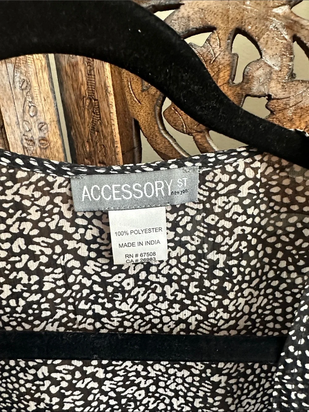 Accessories Essentials Black & White Printed Kimono Wrap